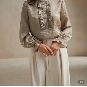 Chic Women's Blouse with Ruffle Detail